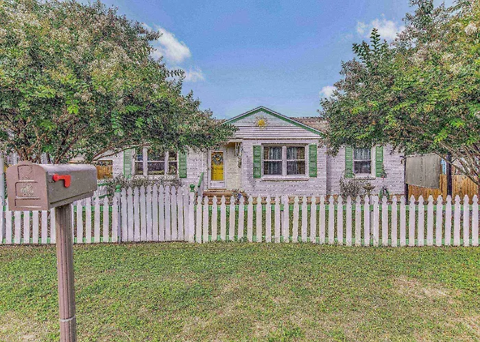 Holiday home 214 Payne Rd Pensacola