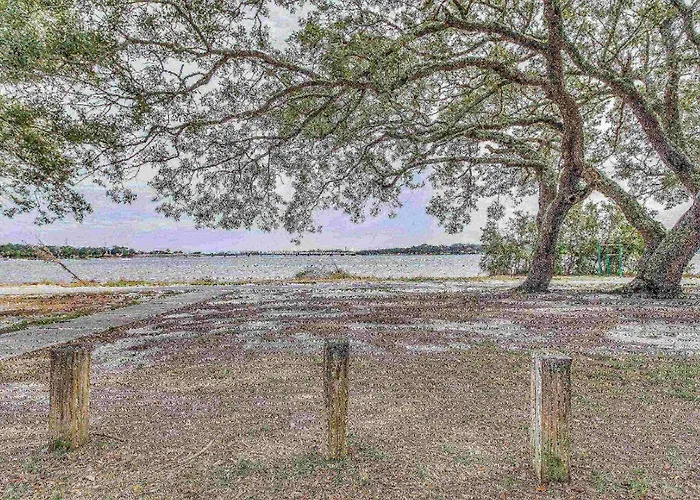 214 Payne Rd Holiday home *